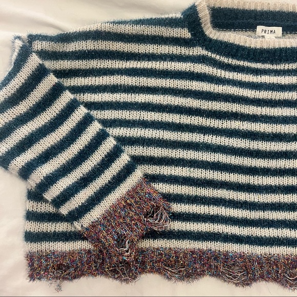 Cropped Sparkly Sweater - Picture 1 of 3